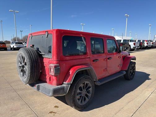 2025 Jeep Wrangler 4xe Sahara