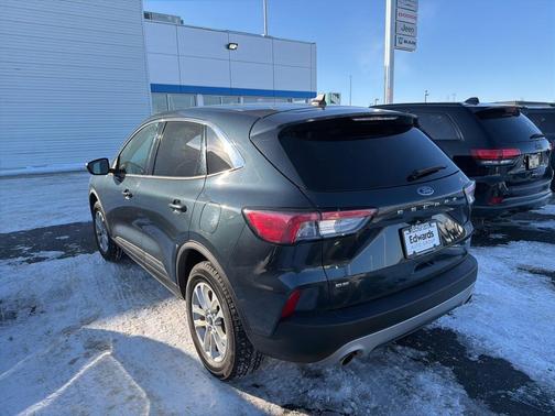 2022 Ford Escape SE