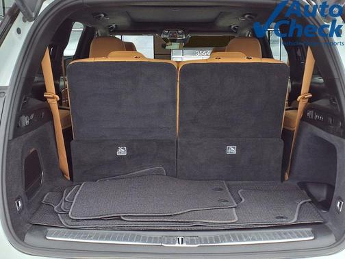 Bright White Clearcoat 2023 Jeep Grand Cherokee L Summit