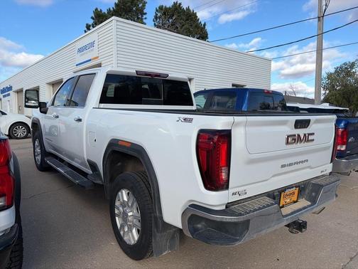 2022 GMC Sierra 2500 SLT