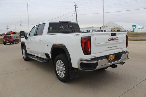 2022 GMC Sierra 2500 SLT