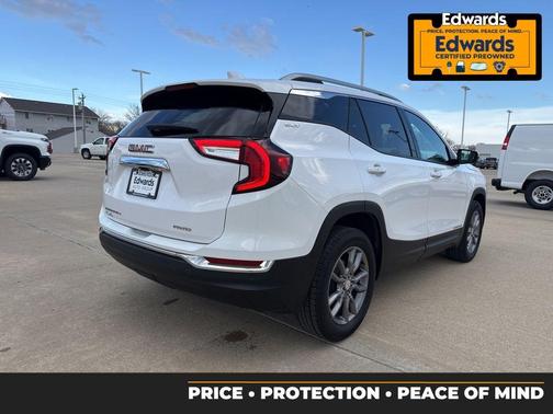 Summit White 2024 GMC Terrain SLT