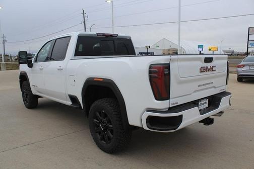 2026 GMC Sierra 2500 AT4