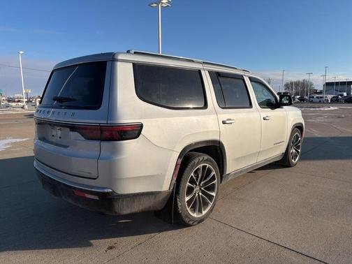 2023 Jeep Wagoneer Series III