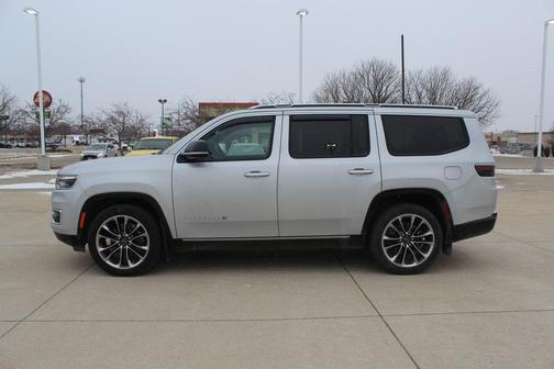 2023 Jeep Wagoneer Series III