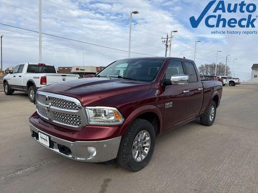 Delmonico Red Pearlcoat 2016 RAM 1500 Laramie