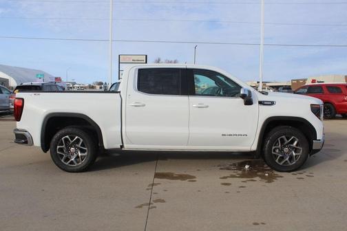 2026 GMC Sierra 1500 SLE