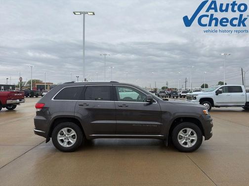 Granite Crystal Clearcoat Metallic 2018 Jeep Grand Cherokee Summit