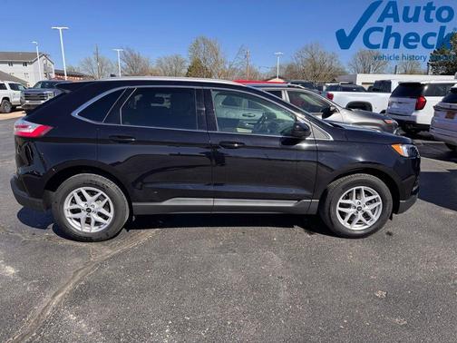 Black Metallic 2024 Ford Edge SEL