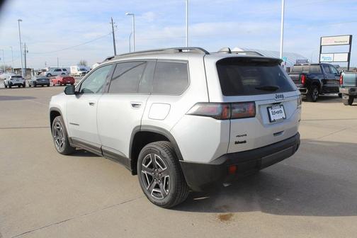 2026 Jeep Cherokee LAREDO/LIMITED