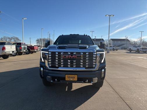 2024 GMC Sierra 2500 Denali