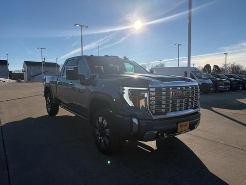 2024 GMC Sierra 2500 Denali
