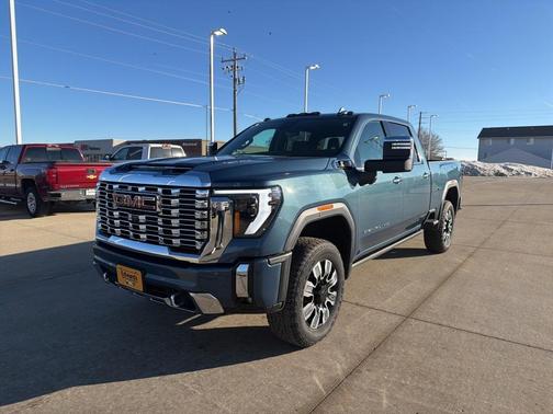 2024 GMC Sierra 2500 Denali