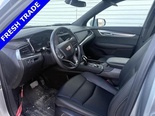 2024 Cadillac XT6 Luxury FWD