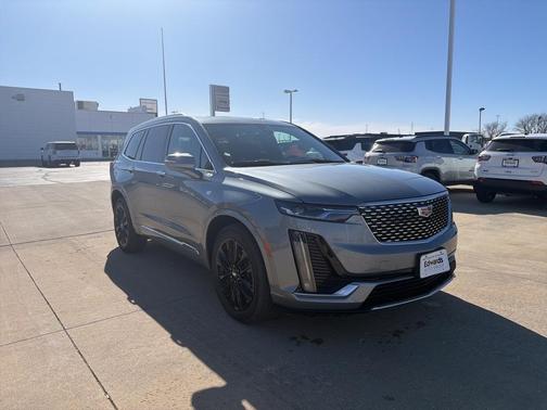 2024 Cadillac XT6 Luxury FWD