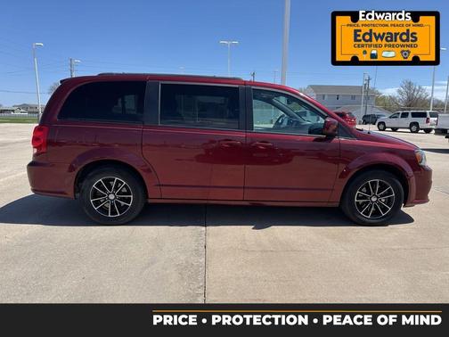 Octane Red Pearlcoat 2018 Dodge Grand Caravan GT