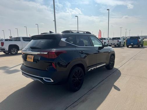 2022 Kia Seltos Nightfall