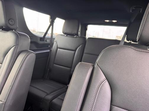 2022 Chevrolet Suburban Z71