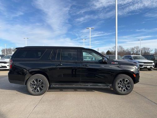 2022 Chevrolet Suburban Z71