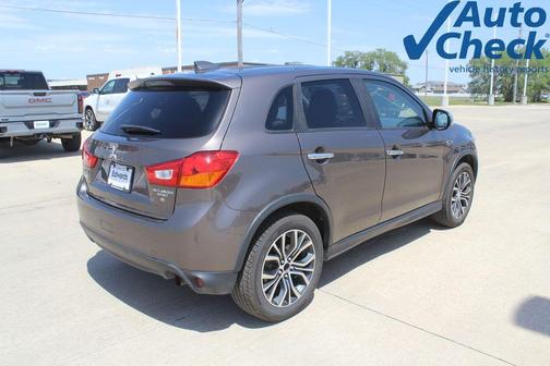 Brown 2017 Mitsubishi Outlander Sport 2.4 SE