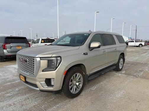 2023 GMC Yukon XL Denali