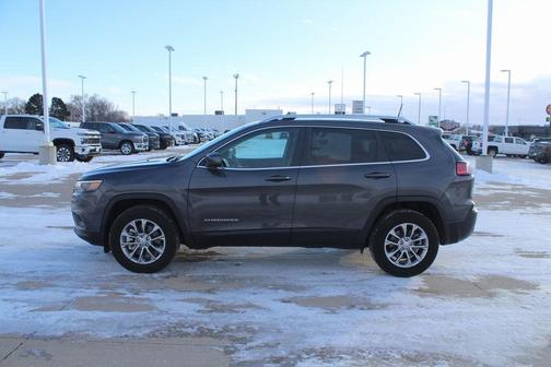2021 Jeep Cherokee Latitude Lux