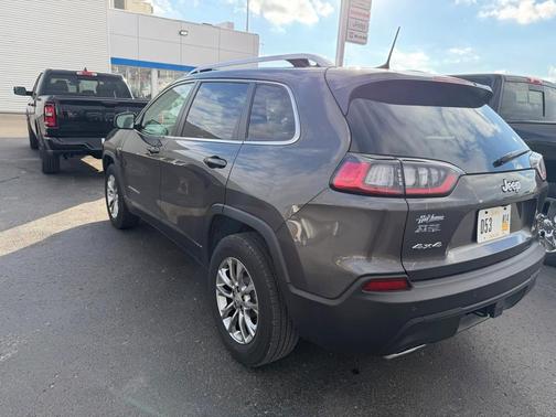2021 Jeep Cherokee Latitude Lux