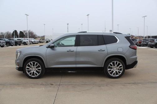 2025 GMC Acadia Denali