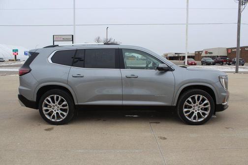 2025 GMC Acadia Denali