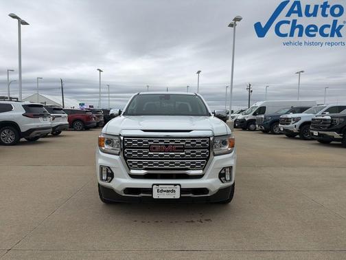 Summit White 2022 GMC Canyon Denali