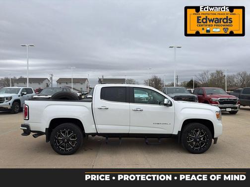 Summit White 2022 GMC Canyon Denali