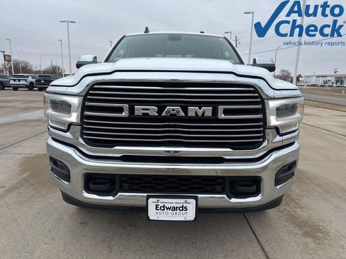 Bright White Clearcoat 2022 RAM 2500 Laramie