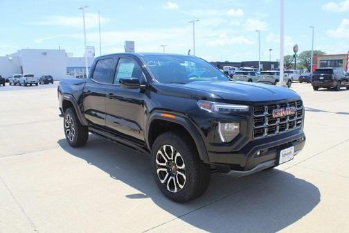 2025 GMC Canyon AT4