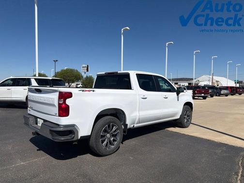 Summit White 2023 Chevrolet Silverado 1500 LT