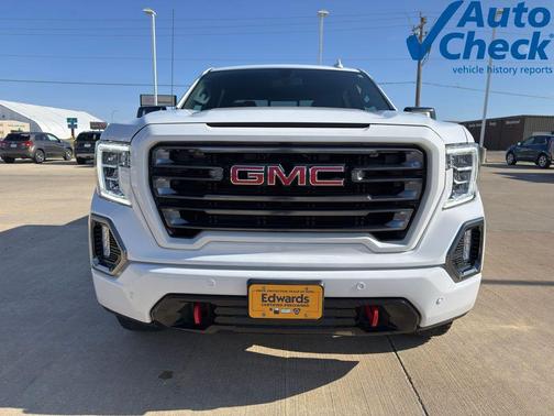 Summit White 2022 GMC Sierra 1500 Limited AT4