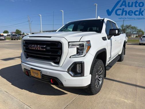 Summit White 2022 GMC Sierra 1500 Limited AT4