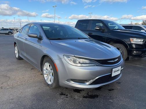 2016 Chrysler 200 Limited