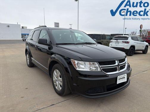 Pitch Black Clearcoat 2020 Dodge Journey SE Value