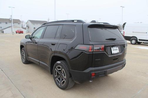 2026 Jeep Cherokee LAREDO/LIMITED