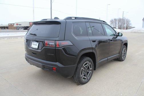 2026 Jeep Cherokee LAREDO/LIMITED