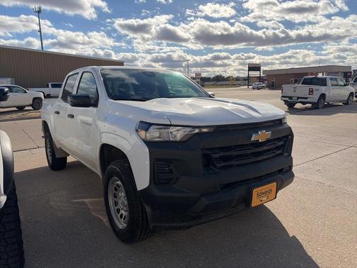 2023 Chevrolet Colorado WT