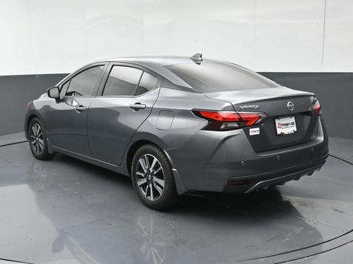 2021 Nissan Versa 1.6 SV
