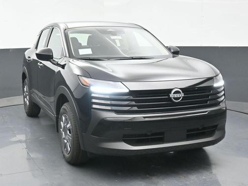 Super Black 2026 Nissan Kicks S