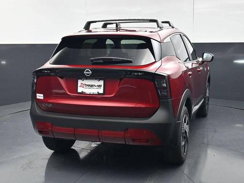 Scarlet Ember Tintcoat 2027 Nissan Kicks SV