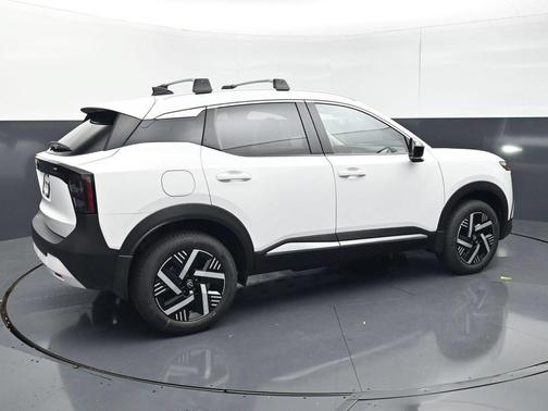 Fresh Powder 2027 Nissan Kicks SV