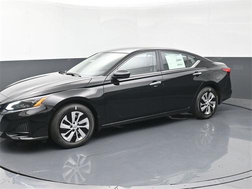 2025 Nissan Altima S