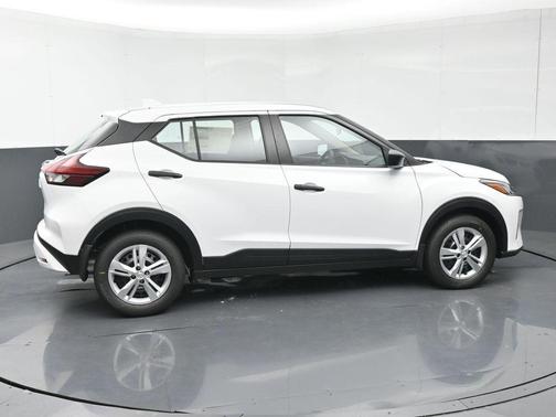 Fresh Powder 2025 Nissan Kicks S