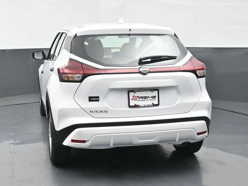 Fresh Powder 2025 Nissan Kicks S