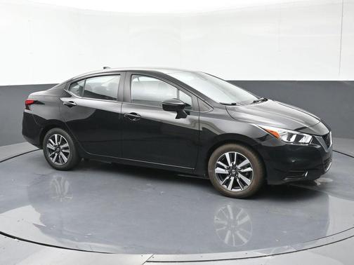 2021 Nissan Versa 1.6 SV