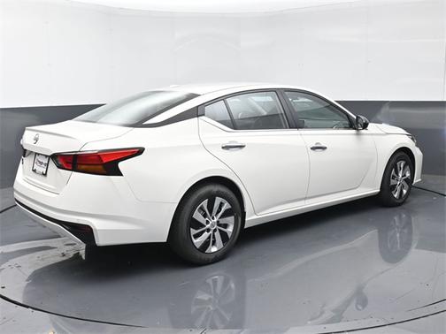 2025 Nissan Altima S